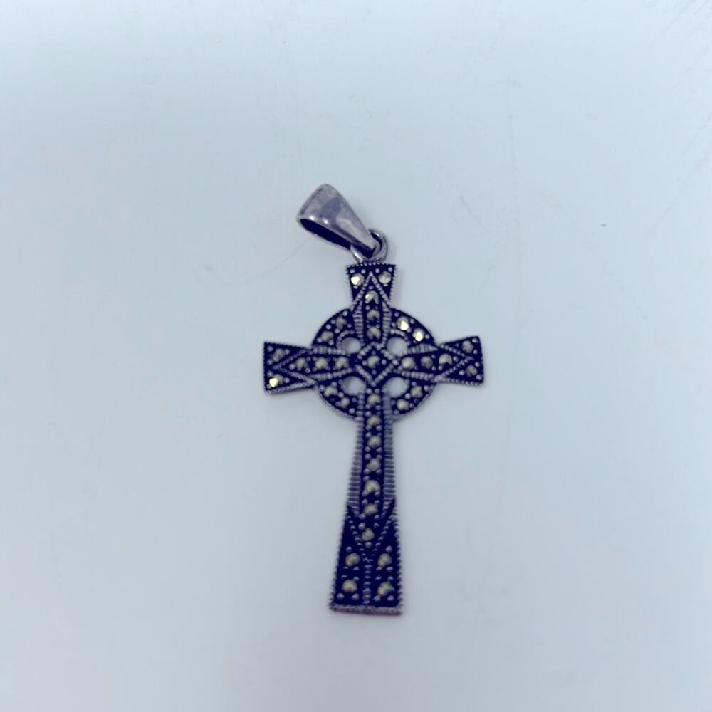 Religious Marcasite 925 Cross Pendant in Sterling Silver ( No chain)